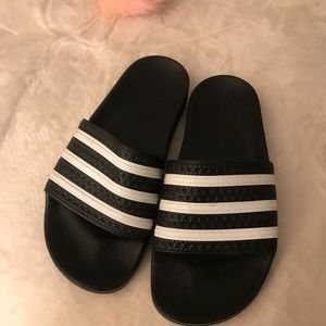adidas Shoes - Same day shipping📫 Adidas slides adidas Shoes - Same day shipping📫 Adidas slides